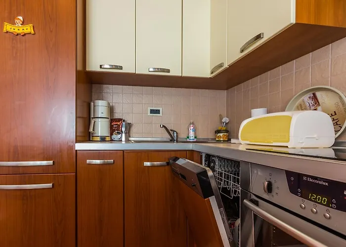 Adriano 2br With Terrace 아파트 자다르