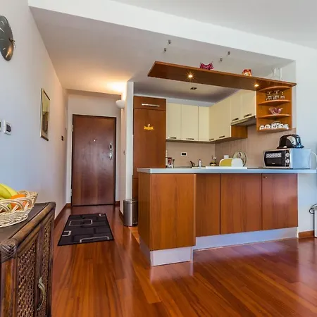Adriano 2br With Terrace 아파트 자다르