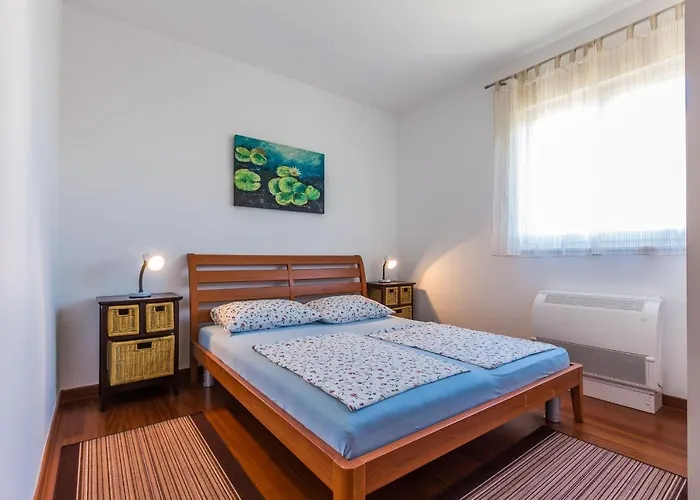 Adriano 2br With Terrace * Ζαντάρ