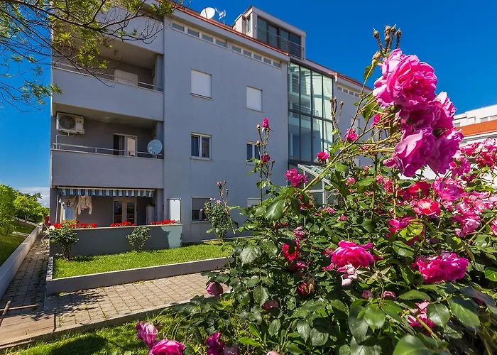 Adriano 2br With Terrace