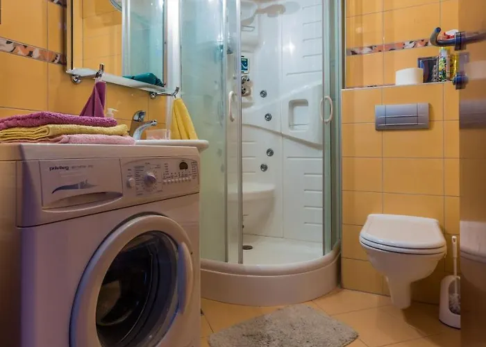 Adriano 2br With Terrace Zadar