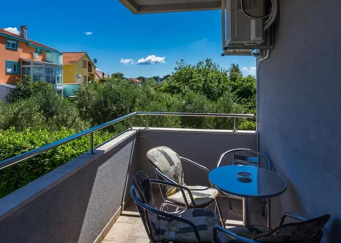 Апартаменты Adriano 2br With Terrace *